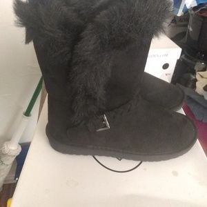 Kid Converse and boots